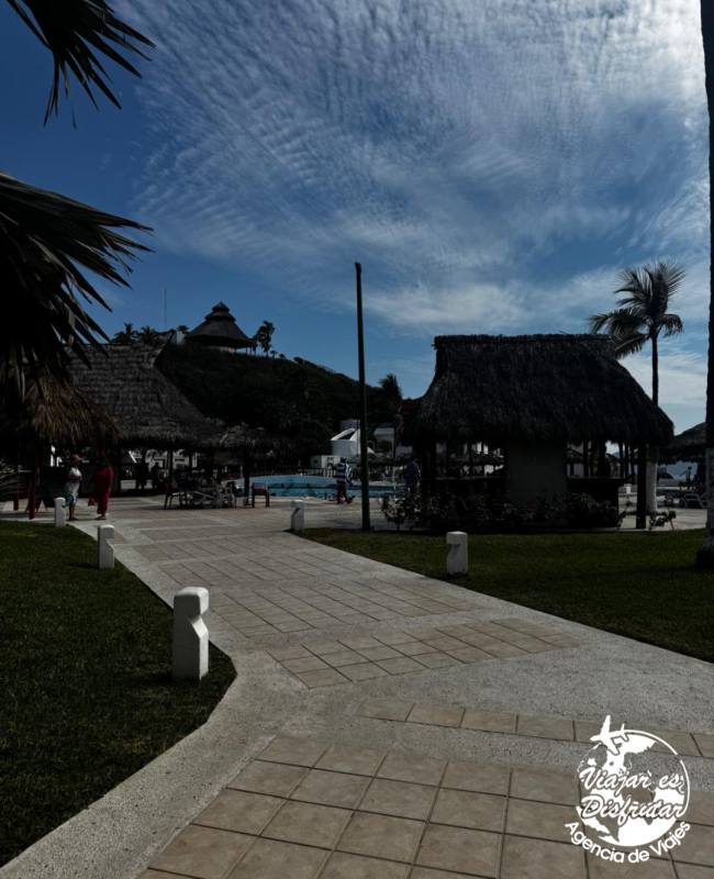 Los Angeles Locos (2)