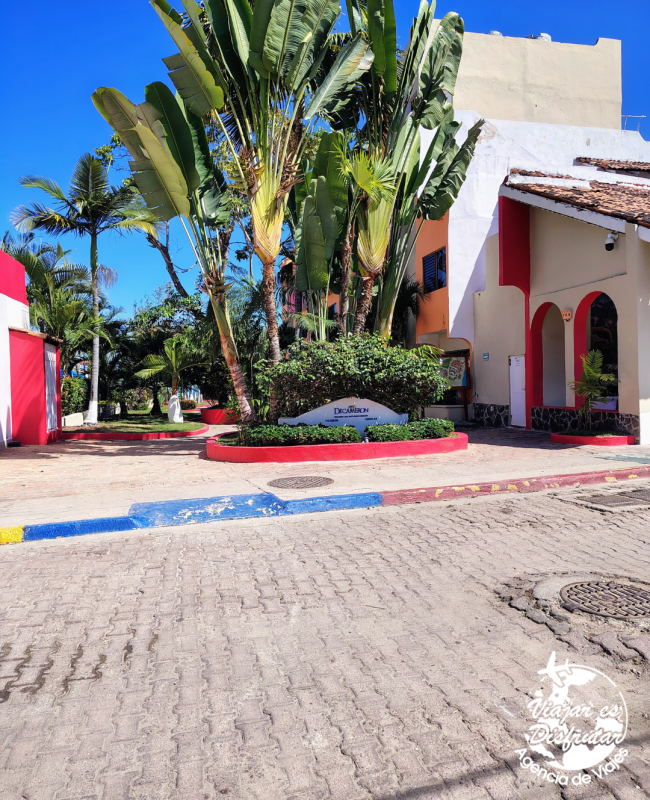 DeCameron Los Cocos (2)